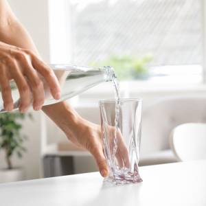 Ile wody naprawdę powinieneś pić? Zaskakujące zalecenia ekspertów