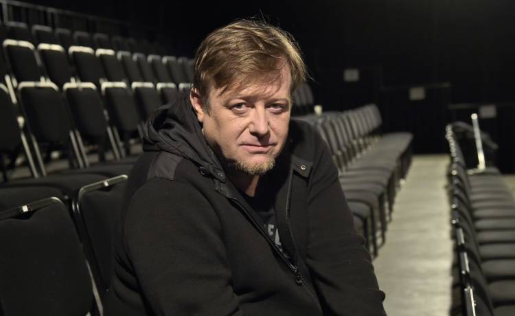 Olaf Lubaszenko dodał zdjęcie sprzed lat. "Czas wspominania tych, którzy są już po tamtej stronie… " [FOTO]