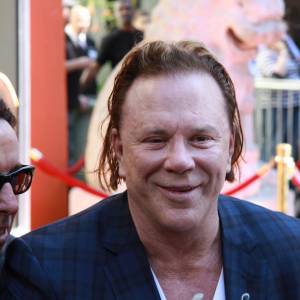 Mickey Rourke przeszedł kolejną metamorfozę! Podczas zwiedzania Akropolu ciężko było go poznać!