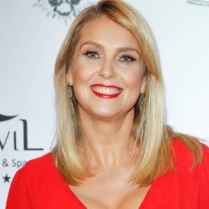 Ewa Wachowicz opublikowała wyjątkowe zdjęcie z młodości. Jak prezentowała się Miss Polonia '92?                                                                       