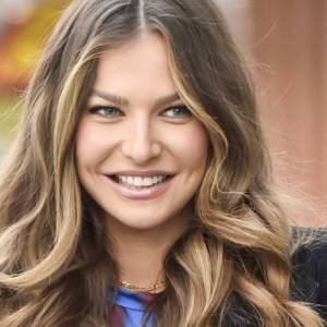 Anna Lewandowska w kusym topie. Internauci patrzą tylko na jedno! "Ale forma"