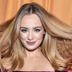 Roześmiana Wiktoria Gąsiewska w bikini. Tak aktorka spędza wakacje!