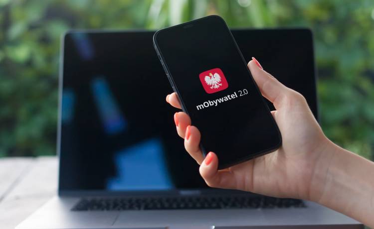 mObywatel, fot. Shutterstock/mindea