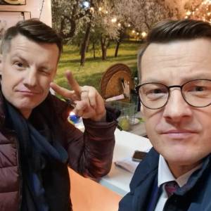 Rafał Mroczek zamienił brata w "M jak miłość"? Widzowie dostrzegli ten szczegół! "Szło rozpoznać"