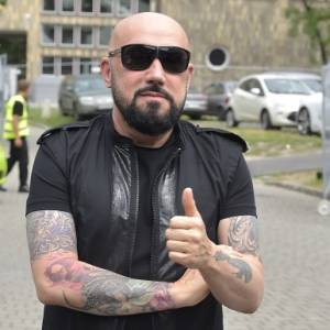 Grzegorz Skawiński robi furorę na Instagramie i TikToku. 68-letni muzyk imponuje formą! [WIDEO]