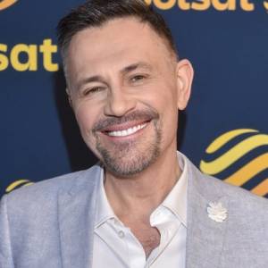 Krzysztof Ibisz ujawnił imię dziecka! Prezenter pokazał pierwsze zdjęcia z synkiem [ZDJĘCIA]