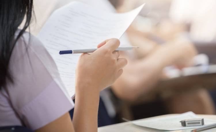 Takich pytań na teście uczniowie się nie spodziewali! "Takich nauczycieli trzeba"!