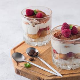 Deser z mascarpone jak z najlepszej restauracji. Idealny na walentynki