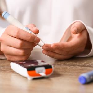 Ukryta infekcja zęba może zaburzać poziom cukru we krwi – nowe odkrycia naukowców