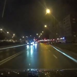 Pijany kierowca tira jeździł pod prąd po Warszawie. Miał 3 promile [WIDEO]