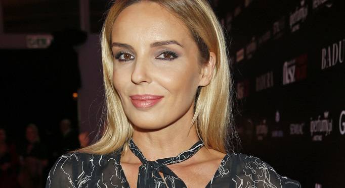 Agnieszka Włodarczyk tak bawiła się w Dubaju! Białą suknię zamieniła na zupełnie inny strój