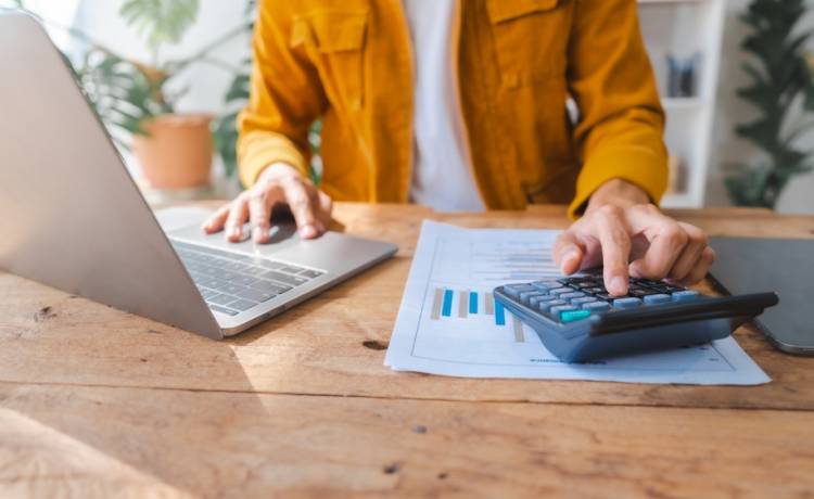 Opłata mocowa wraca – sprawdź, jak wzrosną twoje rachunki za prąd, fot. Shutterstock