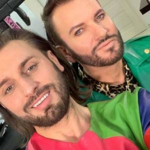 "Królowe życia". Gabriel i Rafał wciąż są razem?! Internauci oburzeni ich zachowaniem!