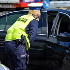 "Poprosił" policjantkę o wystawienie mandatu. Trafił prosto do więzienia