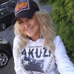 "Gogglebox. Przed telewizorem". Agnieszka zmieniła kolor włosów!                                                                          