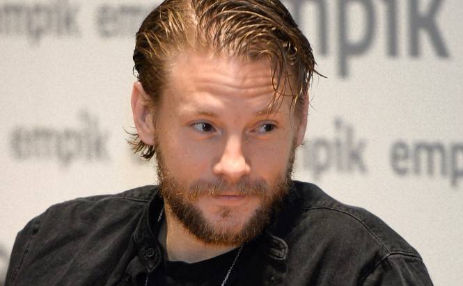 Sebastian Fabijański na uroczej fotografii z synem. "Piękny widok..." - komentują internauci 