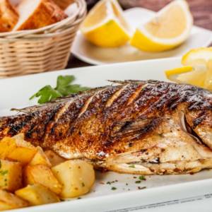 Rybia ość w gardle - co robić?