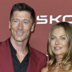 Lewandowscy przestali ukrywać twarze córek. Robert pokazał zdjęcie