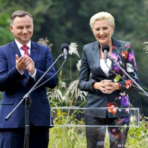 "Ostry cień mgły". Andrzej Duda wyjaśnił znaczenie słów swojego #hot16challenge2