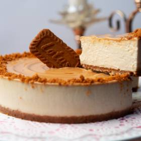 Ten sernik to prawdziwy fenomen. Zobacz, jak go zrobić