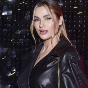 Karolina Gilon w kąpieli. Modelka pokazała zapierające dech w piersiach wideo!