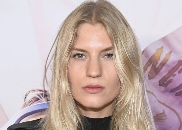 Julia Sobczyńska zrzuciła ubrania. Finalistka "Top Model" odsłoniła ciało. "Boska" [FOTO]