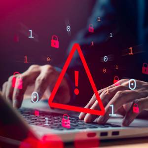 W sieci robi się niebezpiecznie. Alarmujące wieści z Ministerstwa Cyfryzacji