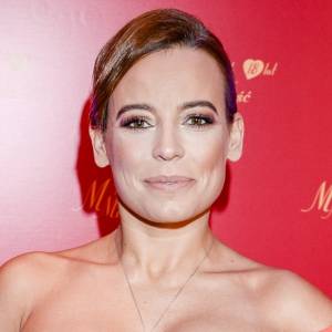 "Jazda bez trzymanki". Anna Mucha w rozpustnej bieliźnie. Umie nabroić [18+ WIDEO]