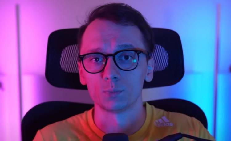 REVO wyjaśnia, dlaczego znów zniknął z YouTube'a. "Powodowało to w mojej głowie spory stres"