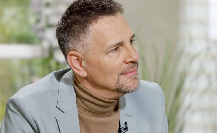 Krzysztof Ibisz przed kamerami TVP. Skomentował to jednym zdaniem [ZDJĘCIE]