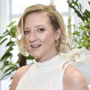 Lara Gessler na pierwszym spacerze z córką. Magda Gessler pochwaliła się wyjątkowym zdjęciem