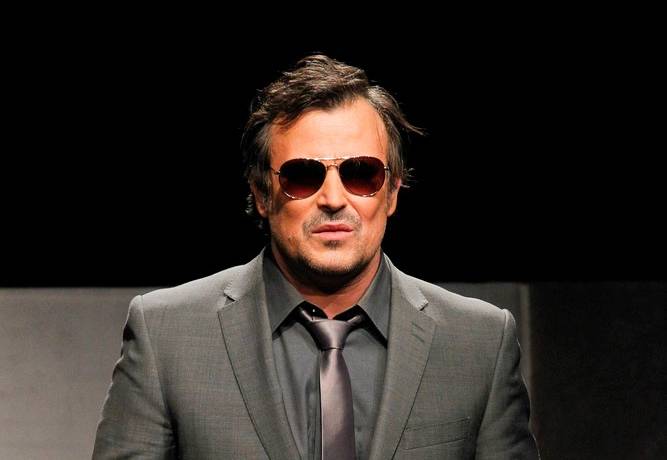 Bartosz Opania: Przystojny aktor przeszedł metamorfozę!       