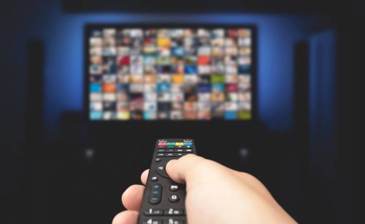 Wszystkich Świętych w TV. Co oglądać 1 listopada? [PROGRAM]           