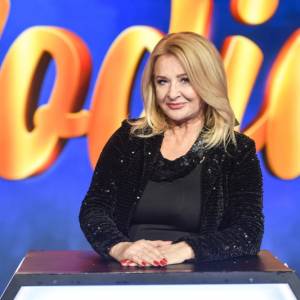 Majka Jeżowska w bikini. Gwiazda wspomina wakacje gorącym zdjęciem z plaży. "Sam seks"