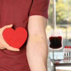 Polacy ruszyli, by oddać krew. Kto może zostać krwiodawcą? Jest kilka warunków! 