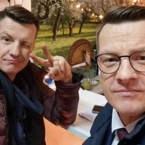 Marcin Mroczek zamienił brata w "M jak miłość". "Domyślili się?"