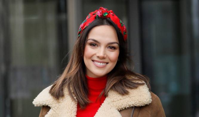 Paulina Krupińska w czerwonej sukni. Opublikowała kadr jak z Hollywood! [WIDEO]