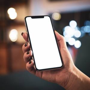 Jej nagie zdjęcia trafiły do sieci, po tym jak oddała telefon do naprawy. Apple zapłaci 21-latce milionowe odszkodowanie