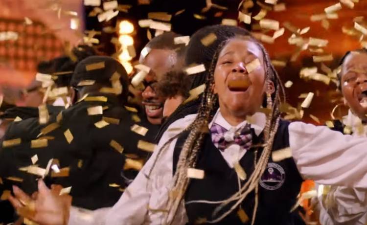 Grupa uczniów zachwyciła w "Mam Talent" i przeszła prosto do finału! To nie jest tradycyjny chór! 