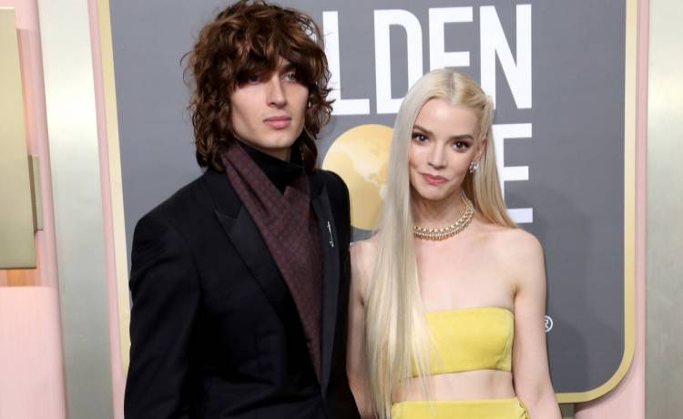 Anya Taylor-Joy wyszła za mąż! Obok jej weselnego ciasta nie da się przejść obojętnie