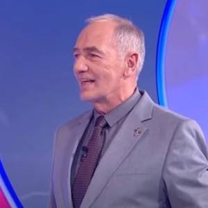 Odrzuciła propozycje zespołu i postawiła na... złą odpowiedź. Niecodzienna sytuacja w "Familiadzie" [WIDEO]