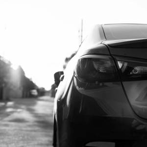 Dziecko zmarło w rozgrzanym aucie. Trudno uwierzyć, co w tym czasie robił jego ojciec