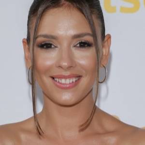 Klaudia Halejcio na wakacjach z córką. Ciemna plama na stroju Nel przykuwa uwagę. Internauci: "Realistyczne zdjęcie uroczego dziecka"