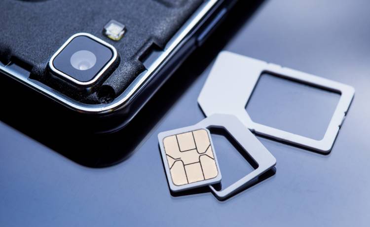 Operatorzy wyłączą sieć 3G. Kto będzie musiał wymienić kartę SIM, a kto telefon?