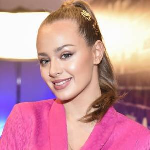 Nie do wiary, co znalazło się na twarzy Wiktorii Gąsiewskiej. Internauci przecierają oczy! [ZDJĘCIE]          