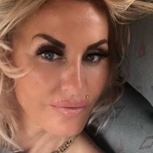 "Królowe Życia". Dagmara Kaźmierska na najnowszym zdjęciu. Uczestniczka show przeszła kolejną operację 