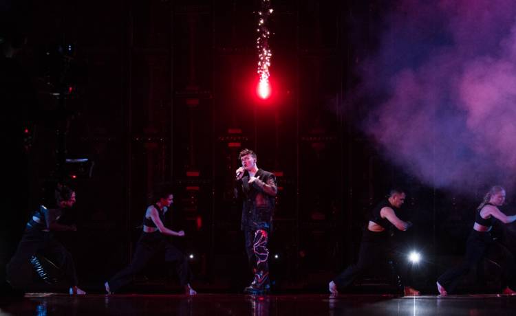 Remo Forrer - kim jest uczestnik Eurowizji? Jego piosenka ma autora z Polski! [WIDEO]