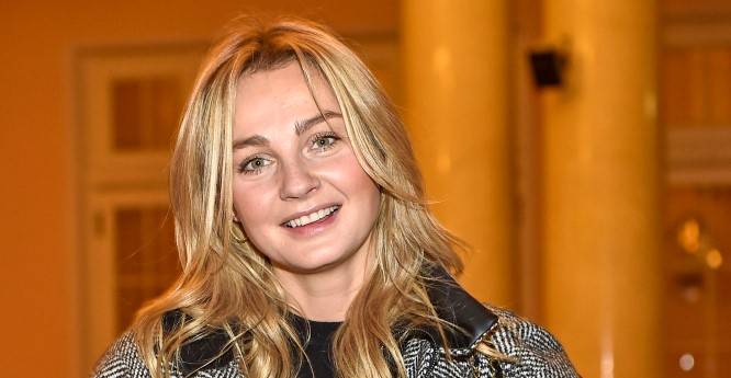 Małgorzata Socha odwiedziła wioskę św. Mikołaja. Razem z dziećmi zapozowała na saniach! [FOTO]