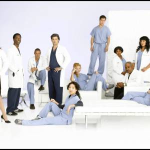 Zniknął z popularnego serialu. Aktor po latach ujawnił prawdę 