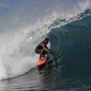 Atak rekina na Hawajach. Zginął aktor znany z "Piratów z Karaibów"